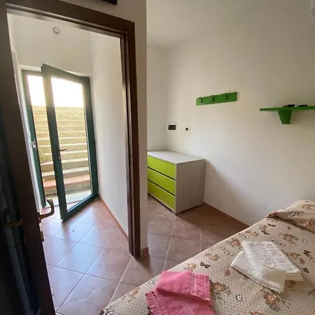 Santa Marina Apartment *